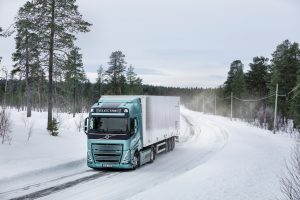 Test dei veicoli elettrici Volvo Trucks in condizioni invernali estreme