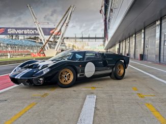 La GT40 elettrica di Everrati nominata “Racing Legend of The Year” dalla rivista GQ