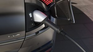 Investimento Kia nell’energia green per ricaricare le auto elettriche