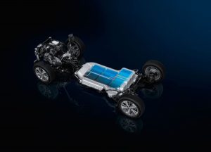 Peugeot offre il modo di esplorare nuove dinamiche di guida esaltate dalla propulsione elettrica e dai Drive Mode con il nuovo Peugeot e-Rifter.