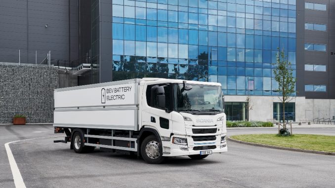 Cinque veicoli elettrici Scania a Flakenklev Logistik