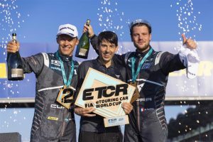 Doppietta Cupra nel FIA ETCR all’Hungaroring