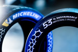 Michelin equipaggia Porsche con pneumatici composti al 53% da materiali sostenibili
