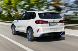 Spazio all’idrogeno nella nuova generazione di BMW