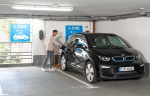 APCOA pianifica 100.000 stazioni di ricarica per veicoli elettrici in 12.000 siti in tutta Europa