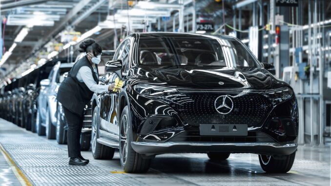 La produzione del nuovo SUV EQS è iniziata nello stabilimento Mercedes Benz in Alabama