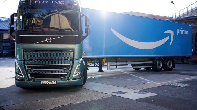 Venti camion elettrici Volvo ad Amazon