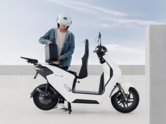 Lo scooter elettrico “EM1 e:” è la novità Honda 2023 presentata all’EICMA