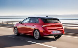 Nell’Ecotest ADAC, Opel Astra Plug-in-Hybrid ottiene 4 stelle