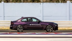 Auto elettriche nella BMW Driving Experience