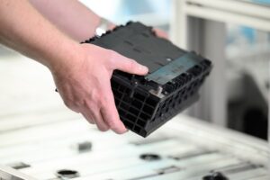 Bosch ha sviluppato il primo impianto europeo automatizzato per riciclo batterie
