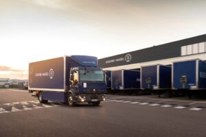 Kuehne+Nagel riceve 23 autocarri elettrici da Renault Trucks