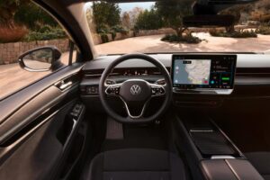 Viaggi lunghi con Volkswagen ID.7 con circa 700 km di autonomia