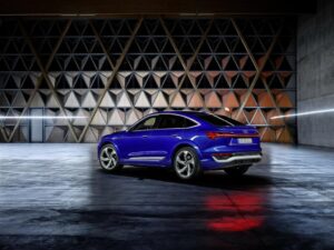 Le versioni high performance dei SUV elettrici high-end dei quattro anelli, Audi SQ8 e-tron e Audi SQ8 Sportback e-tron, sono già in prevendita ed è possibile fare l’ordinazione.