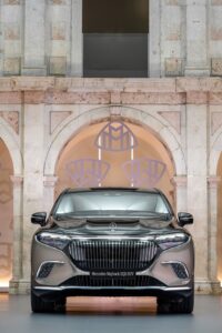 Premiere di Mercedes-Maybach EQS SUV, la prima auto elettrica del marchio