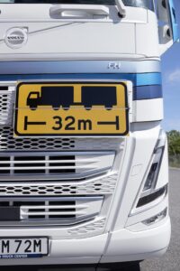 Volvo Trucks. Consegnato un camion elettrico da 74 ton.