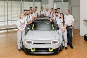 Costruita una NSU Prinz con il “cuore” di Audi e-tron