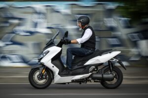 La spagnola Nerva sbarca in Italia con lo scooter Exe