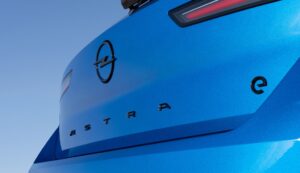 Opel Astra full electric, per le città e per le vacanze
