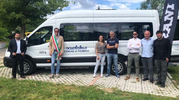 A Piobbico (PU), si va a scuola in scuolabus elettrico