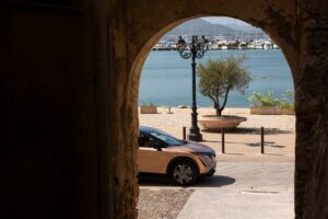 Visitare la Sardegna con l’Electric Travel Guide di Nissan