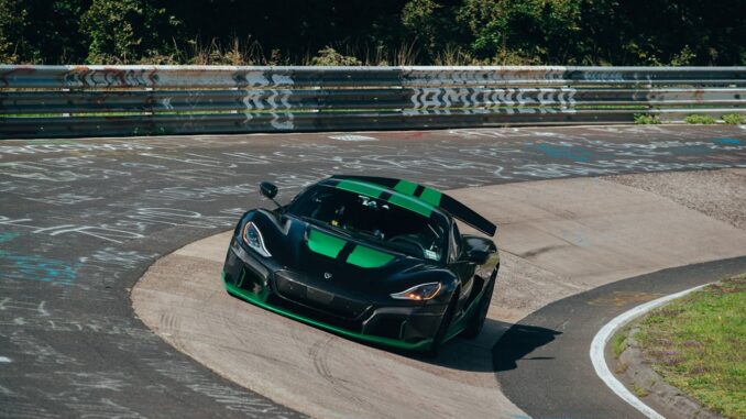 Rimac celebra la prima mondiale di Nevera Time Attack stabilendo il nuovo record al Nürburgring