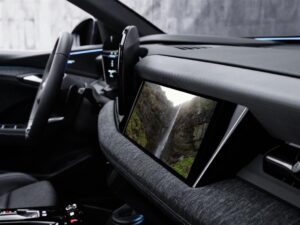 L’interno di Audi Q6 e-tron è palcoscenico digitale
