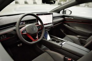 Volkswagen presenta a Locarno il concept car ID.X Performance