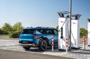 Kia introduce ricariche EV più veloci con la tecnologia Plug&Charge