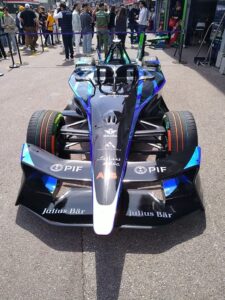 La nuova auto da corsa Formula E Gen3 Evo