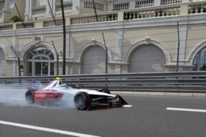 Uno due Jaguar al Monaco E-Prix di Formula E