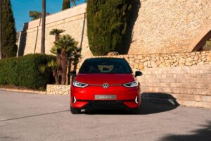 Volkswagen presenta la sportiva elettrica ID.3 GTX