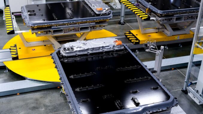 bmw_shenyang_electric_motor_news_01 Al via a Shenyang la produzione in serie delle batterie ad alta tensione Gen6 di BMW Group