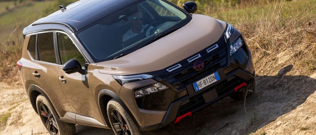 Nissan celebra 25 anni di X‑Trail e presenta la nuova versione N-Trek